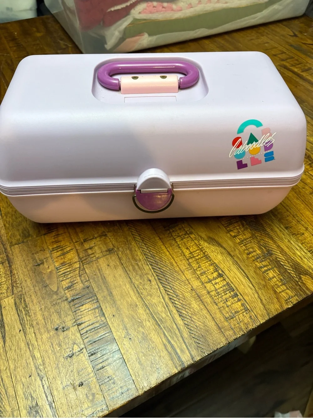 Cute Vintage lilac Caboodle